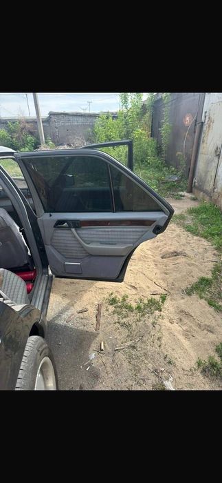 Продам mercedes w124