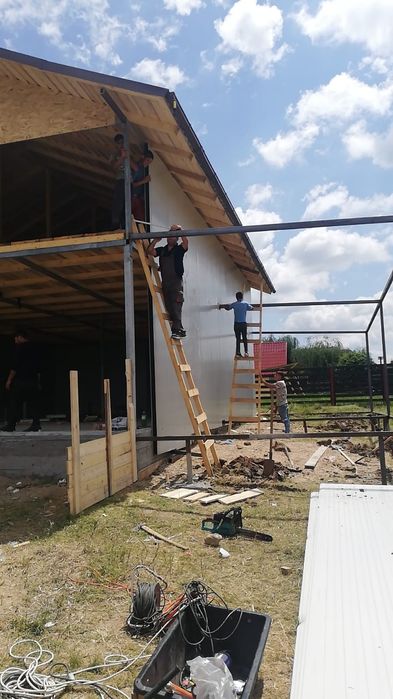 Vand container modular tip casa de locuit din structura metalica