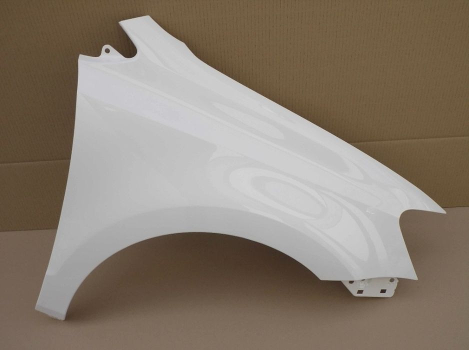 Aripa dreapta fata NOUA vopsita Alb LC9A VW Polo 6R 2009 - 2017
