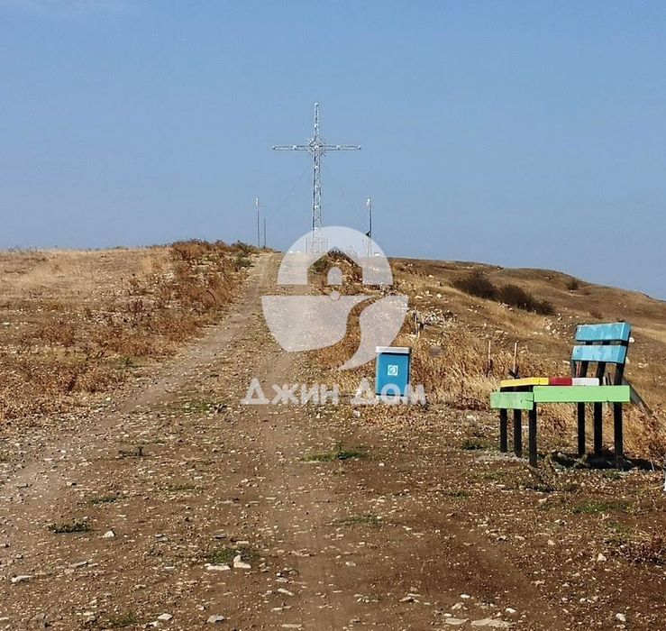 Урегулиран поземлен имот с ГЛЕДКА МОРЕ И ПЛАНИНА, с. Тънково