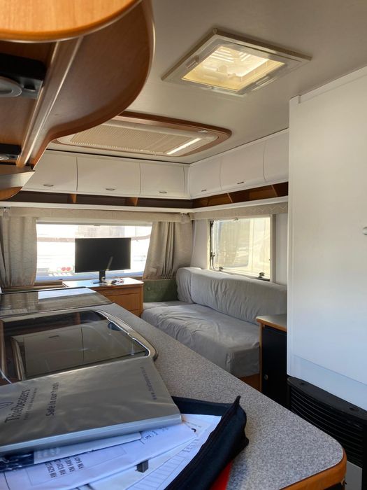 Продавам Каравана