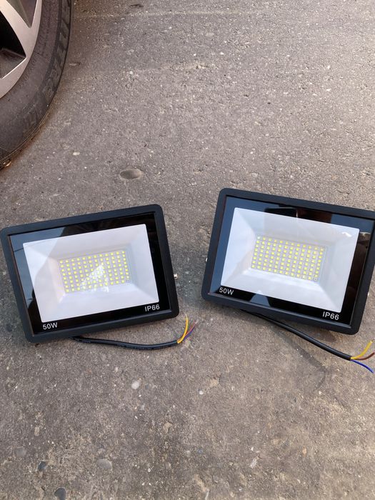2 panouri IP 66 LED 50 W 6500K