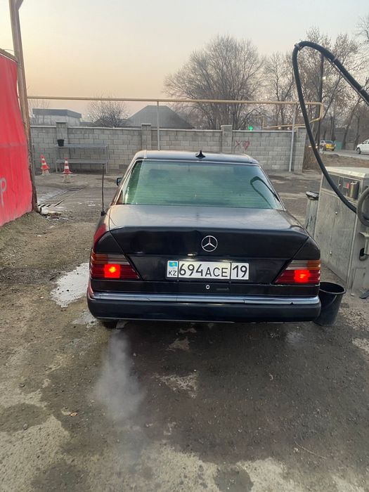 Мерседес бенз Е300