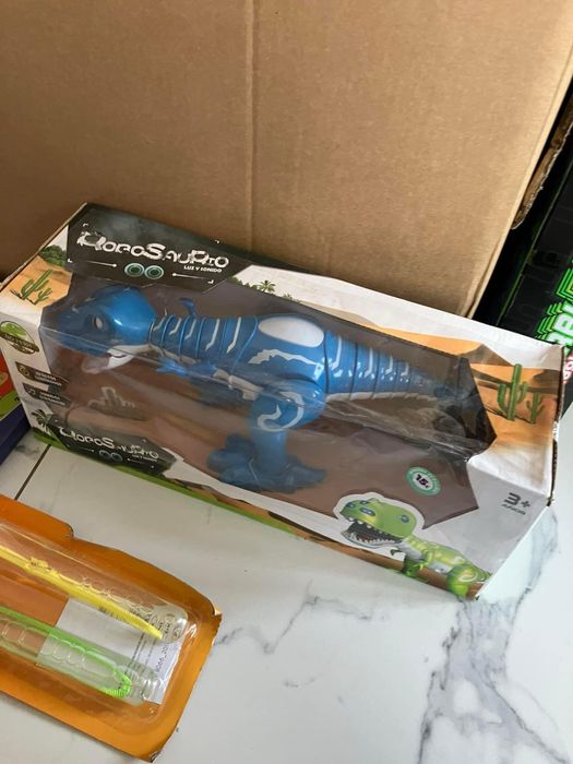 Куп нови играчки за твоето дете!