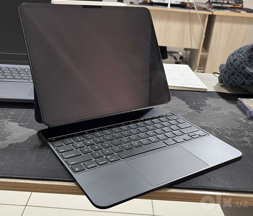 iPad Pro  13 -dyum M4, 512 gb wifi, Magic keyboard, Pencil Pro