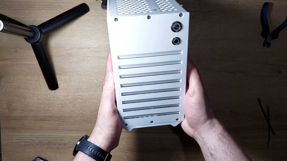 Mini ITX GA-H81M-S2V i5 4570 16GB DDR3 256 SSD Wifi