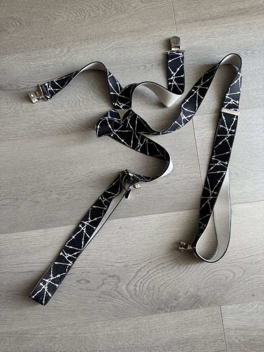 Bretele deosebite, de caliate, sarma ghimpata