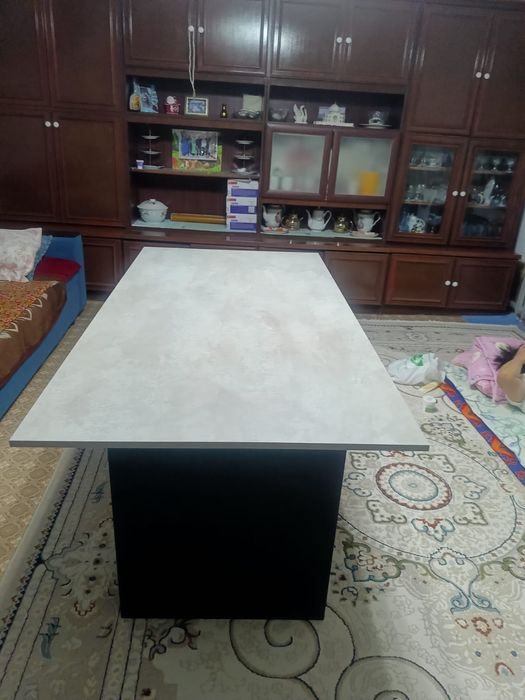 Кухонный   стол.