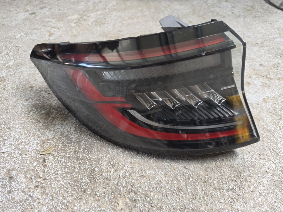 Tripla Stop Stanga Renault Austral 2025