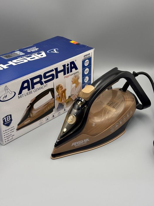 Паровой утюг Arshia.3000W  Керамическая подошва