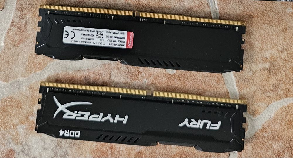 Componente PC Kingston ddr4 DDR4 2133 mh  latenta CL 14 Cooler Master