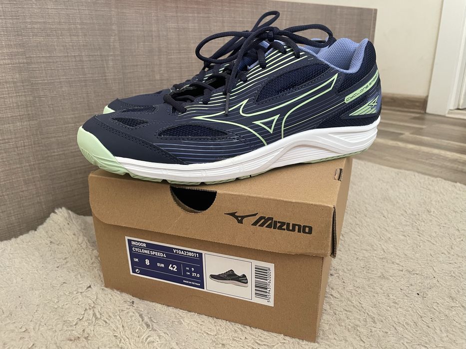 Маратонки Mizuno