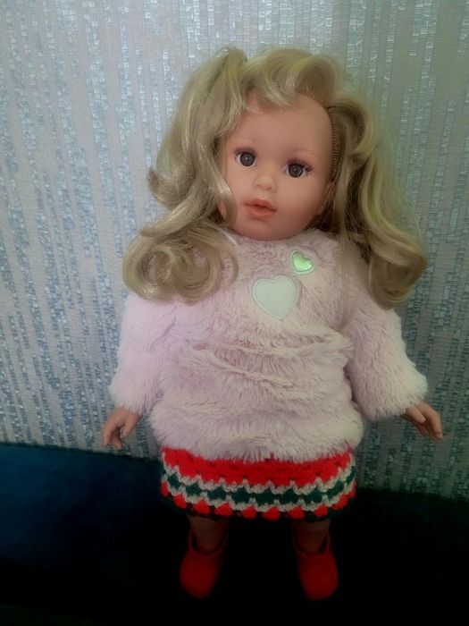 Продам куклу Лоренс