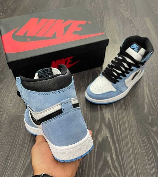 Jordan 1 University Blue