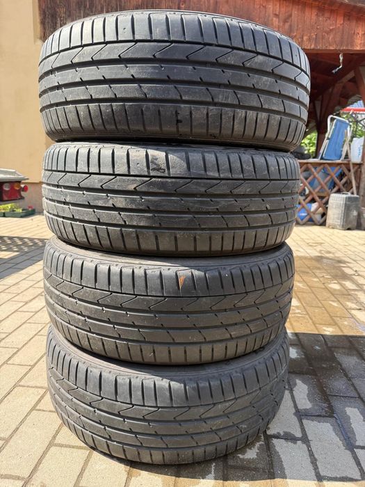 Anvelope 225 45 19 hankook vara