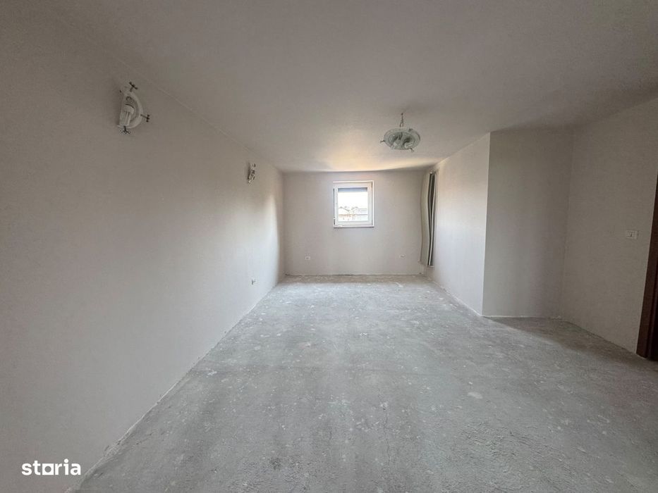 Vila Pipera | 6 Camere | 2 Locuri Parcare  | Curte  Superba |