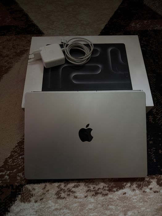 Ноутбук MacBook Pro 14 M3 Pro 18/512