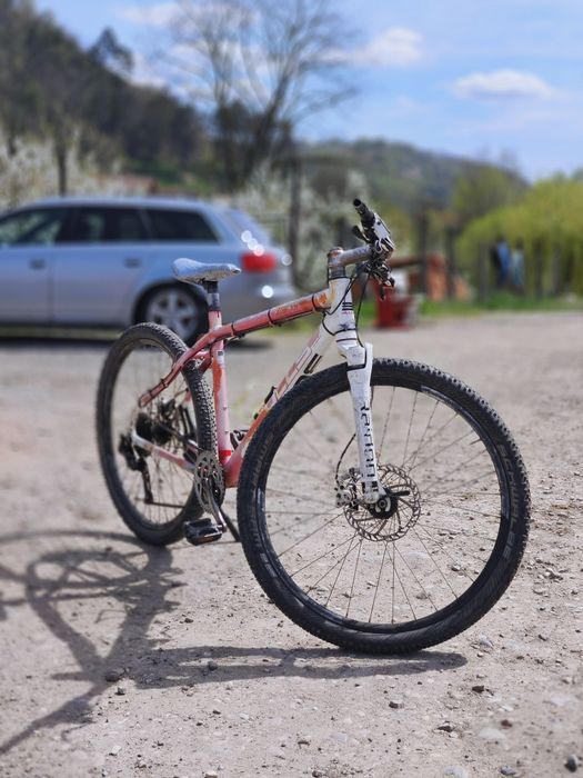 Vând bicicleta bulls