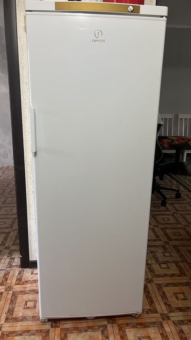 морозильник Indesit