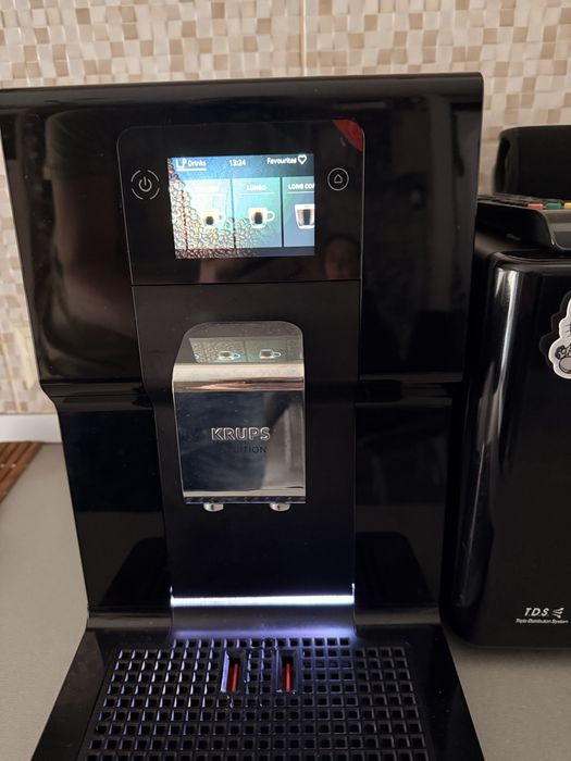 Espressor automat KRUPS Intuition EA873810