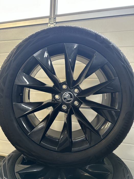 Jante NOI 19 ORIGINALE Skoda Kodiaq Vara 235/50/19 Enyaq Tiguan Teraco