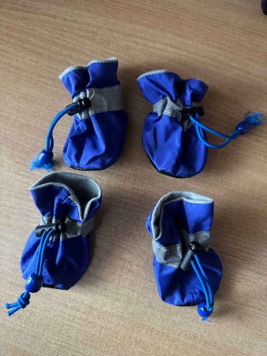 Продам обувь для собак