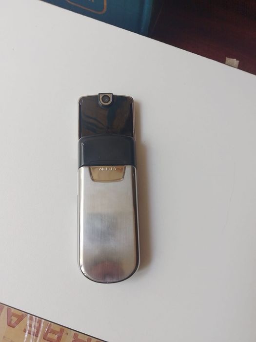 ПродамNokia 8800
