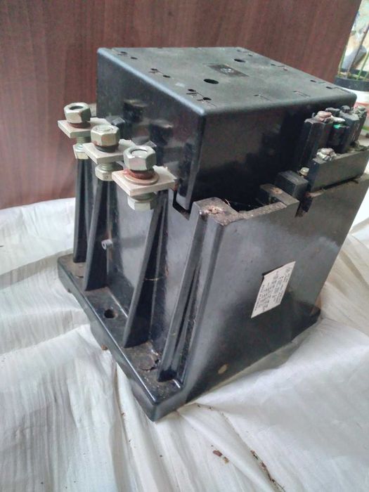 Contactor  250 A
