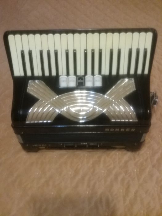 Acordeon hohner verdi ll 96 bași