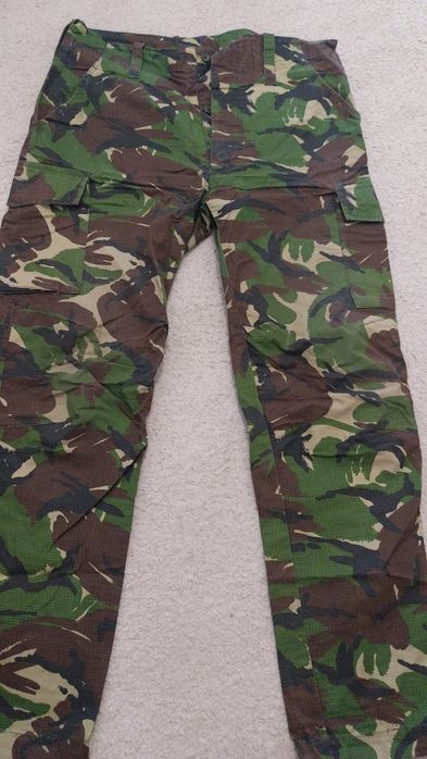 Scurtă ținută ristop pădure camuflaj