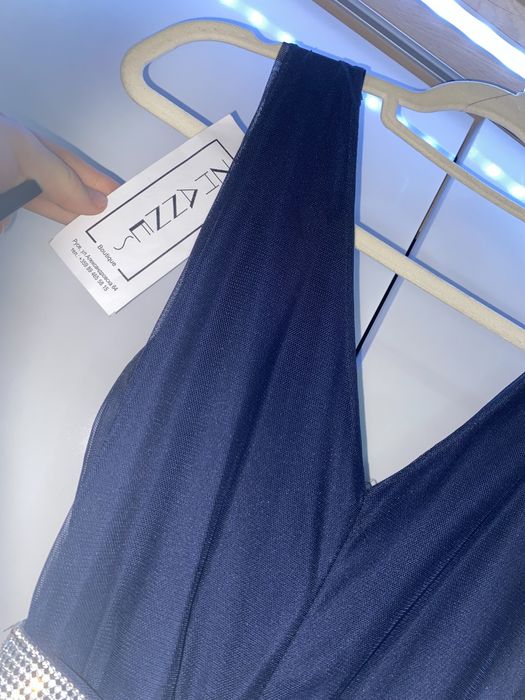 Официална рокля  .