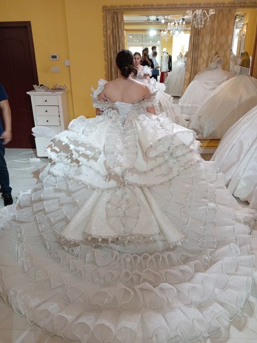 Rochie de mireasa stil printesa