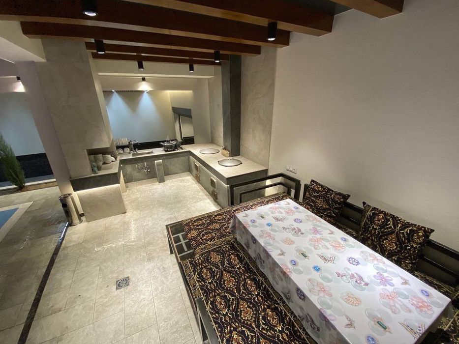 Toshkent shahar kunlik uchaska bodomzorda villa hause 300$