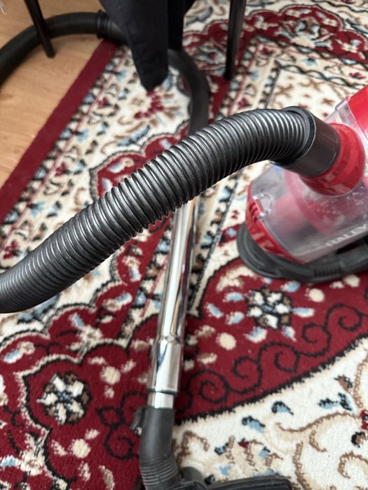 Продам пылесос в отличном состоянии