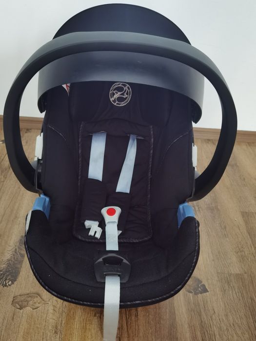 Scoica Cybex utilizată foarte puțin timp