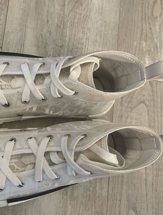 Dior B23 Triple White