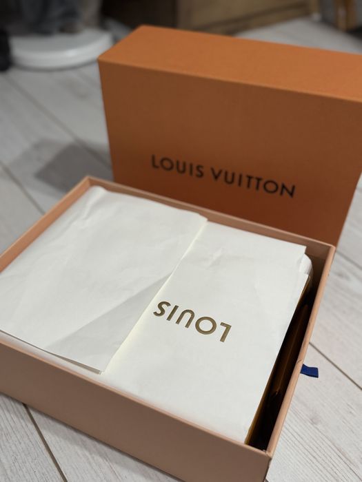 Louis Vuitton Trainer White