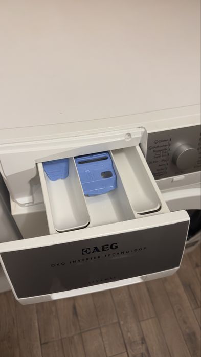 Пералня AEG 9 kg с пара + Сушилня Siemens 8 kg