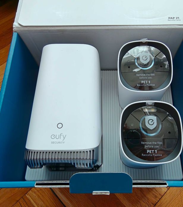 4K камери eufyCam S330 (eufyCam 3) + HomeBase 3 (Без такси). Чисто нов комплект 2 бр соларни камери