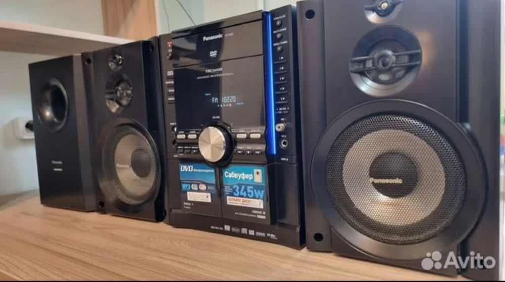 Muzikalniy sentr pqnasonik