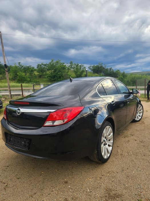 Opel Insignia A limuzina 2013