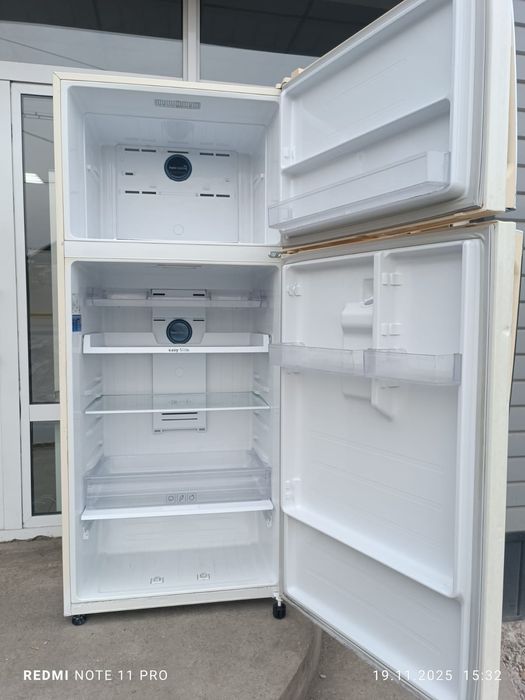 Холодильник samsung