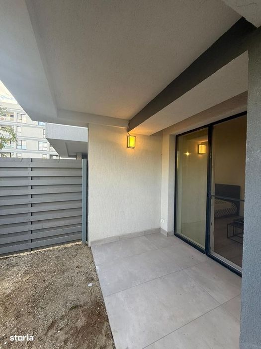 Garsoniera de inchiriat Ghica Apartments cu terasa privata