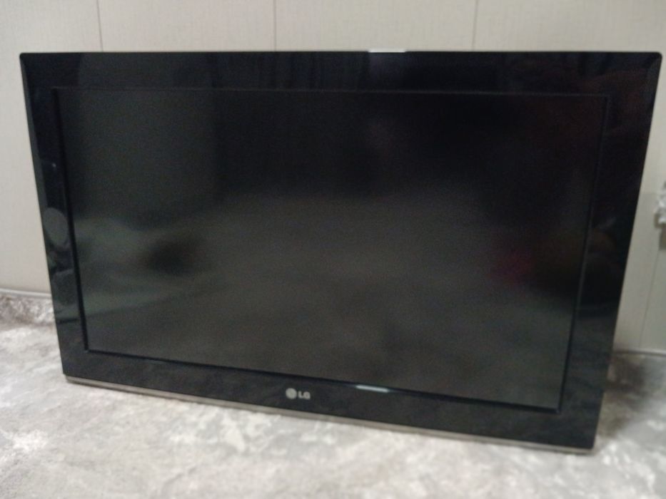 Телевизор LG 32 диагонал в отличном состоянии