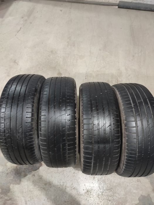 Продам комплект резины 215/60/16