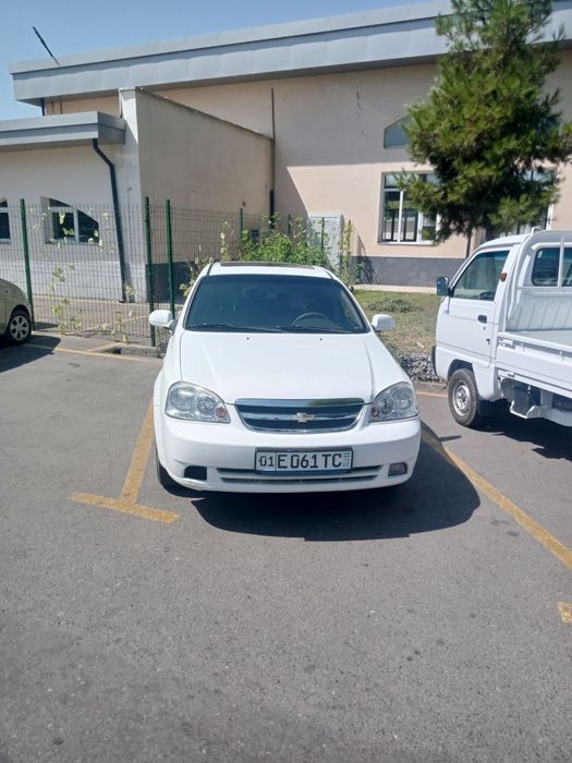 Ласетти сотилади ёки бартер мошинага