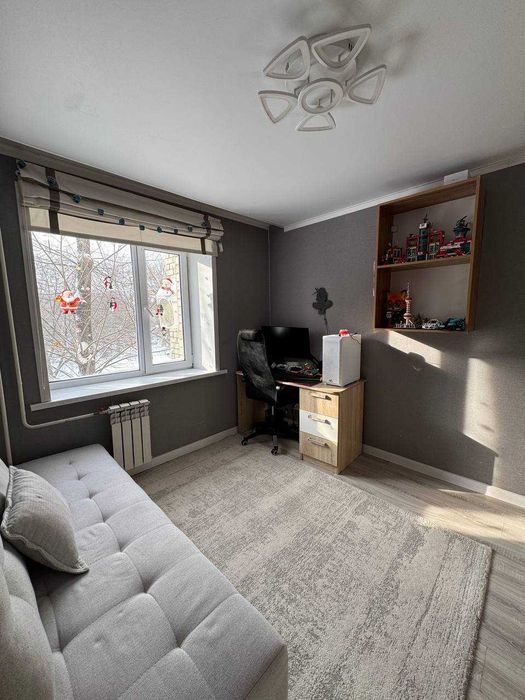 Продам 3 комнатну квартиру