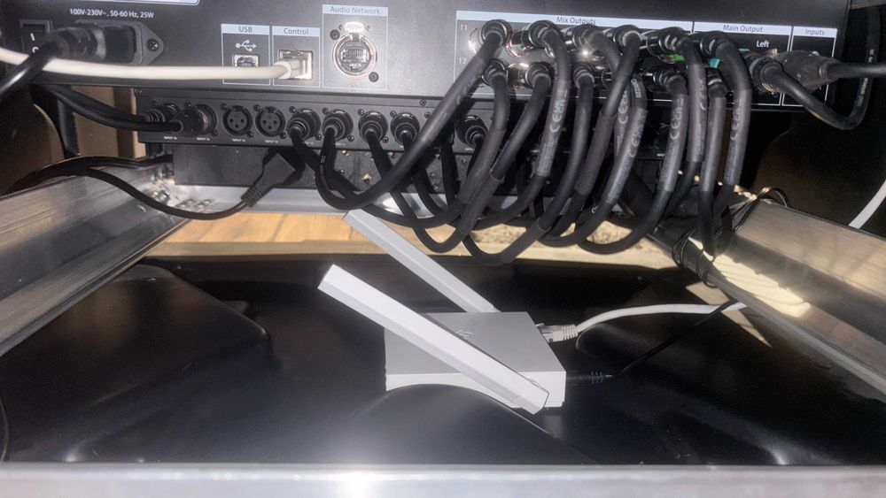 Sistem complet mixer+rack scena IDEAL studio, sali repetitii, concerte