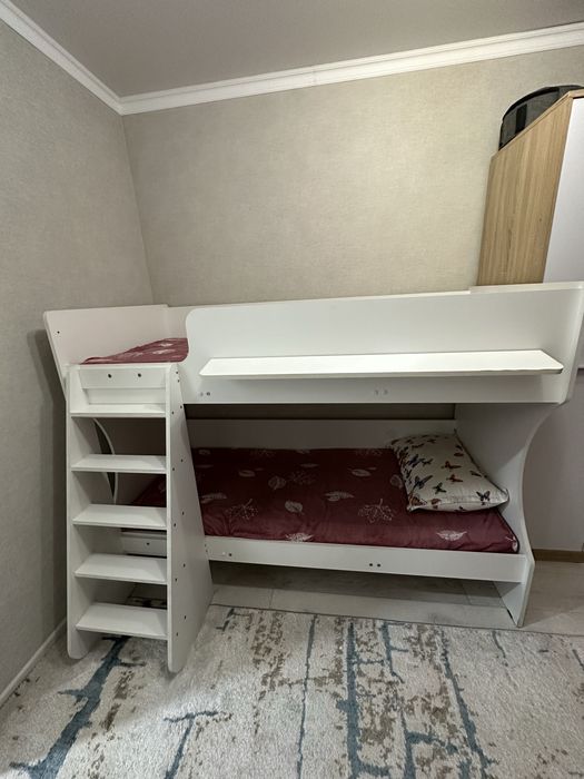 Продаю мебель для детской комнаты