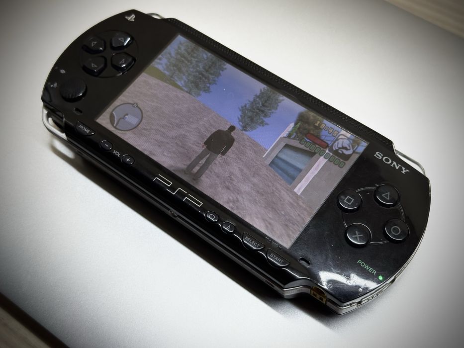 Прошитая PSP 1000